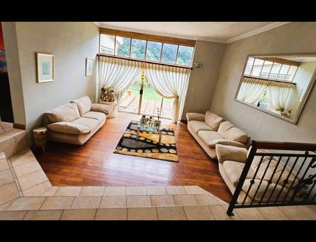 5 BEDROOM HOUSE FOR SALE IN BIRCHLEIGH